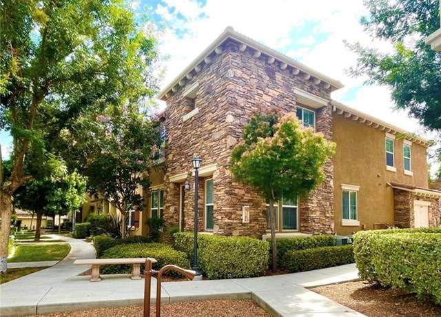 Property at 30505 Canyon Hills Rd, Lake Elsinore, CA 92532, 3 beds, 2.5 baths