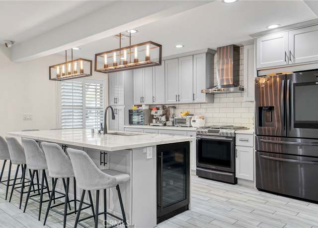 Property at 7254 Shoshone Ave, Van Nuys, CA 91406, 3 beds, 2 baths