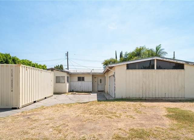Property at 6902 Lasaine Ave, Van Nuys, CA 91406, 4 beds, 2 baths