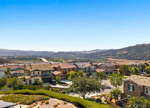 Property at 65 Listo St, Rancho Mission Viejo, CA 92694, 2 beds, 2.5 baths