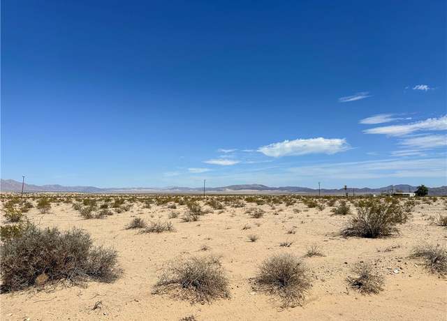 Property at 11 Cadiz Dr, 29 Palms, CA 92277