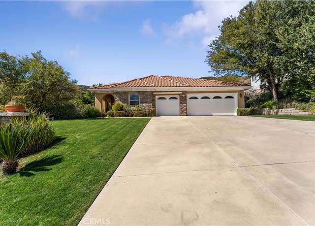 Property at 28403 Hawks Ridge Dr, Canyon Country, CA 91351, 4 beds, 3 baths