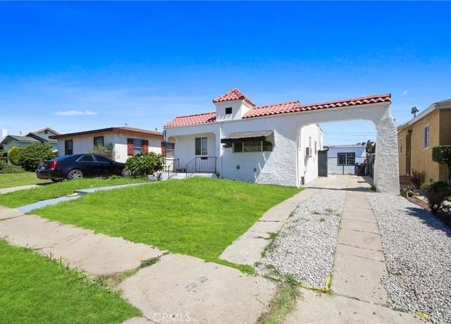 Property at 237 W 118th Pl, Los Angeles, CA 90061, 5 beds, 3 baths