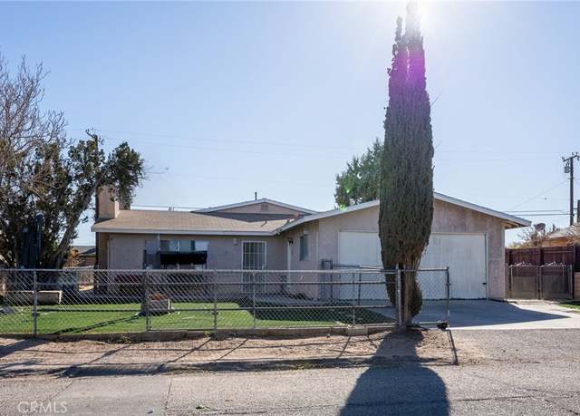 Property at 16231 Chestnut St, Hesperia, CA 92345, 3 beds, 2 baths