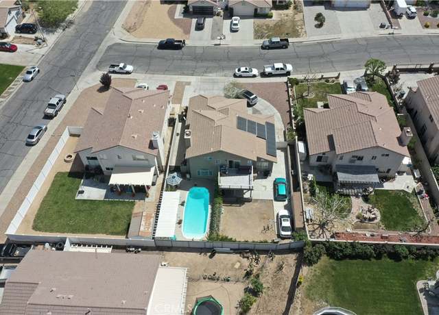 Property at 9058 Hanford Ave, Hesperia, CA 92344, 4 beds, 3 baths