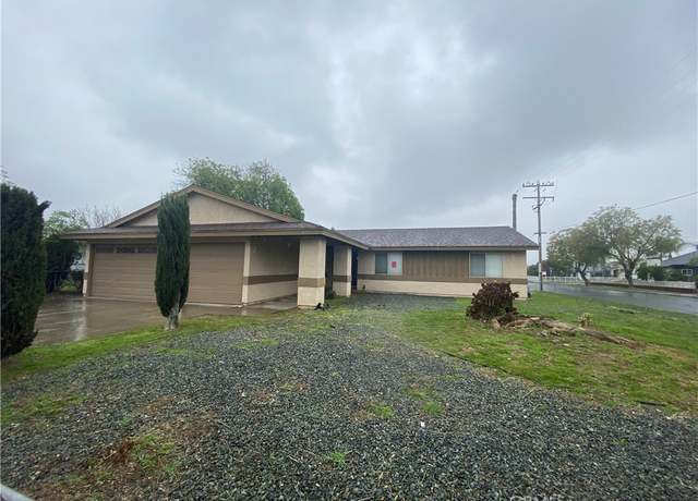 Property at 897 W Hawthorne St, Bloomington, CA 92316, 3 beds, 2 baths