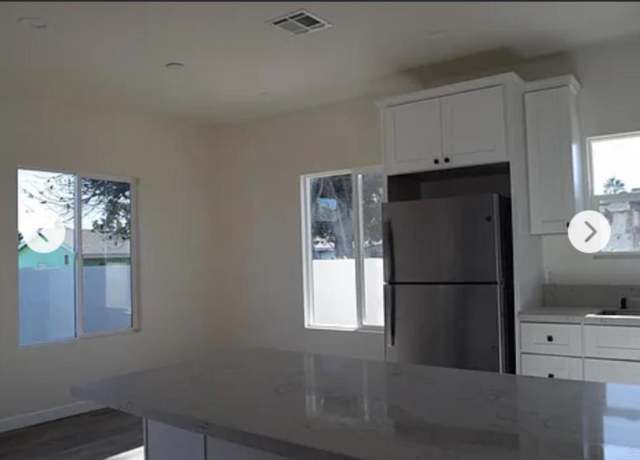 Property at 124-26 Oaklawn Ave, Chula Vista, CA 91910, 7 beds, 6 baths