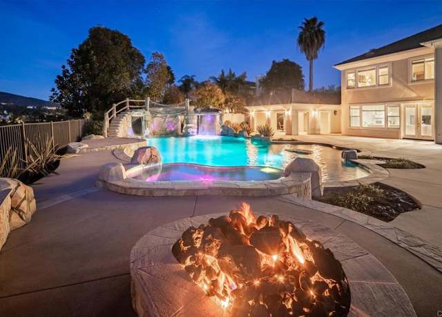 Property at 3506 Avenida Pantera, Carlsbad, CA 92009, 6 beds, 5.5 baths