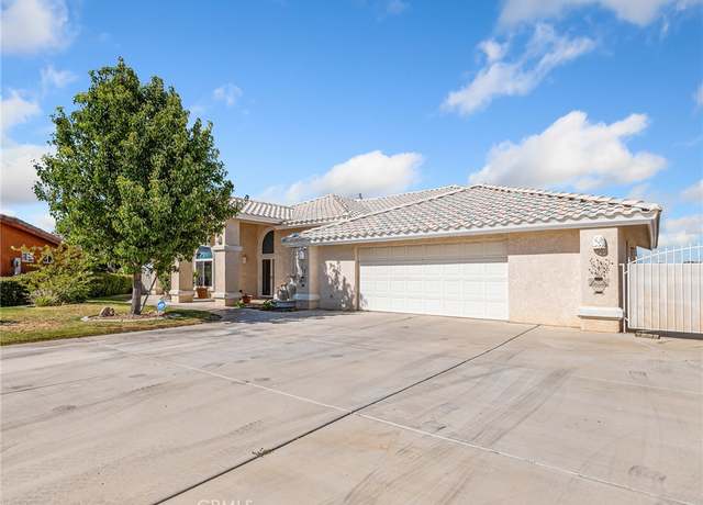 Property at 14526 Galleon Ln, Helendale, CA 92342, 4 beds, 2.5 baths