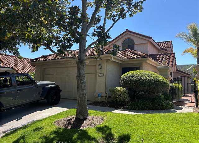 Property at 29092 Laurel Valley Dr, Vista, CA 92084, 3 beds, 2.5 baths