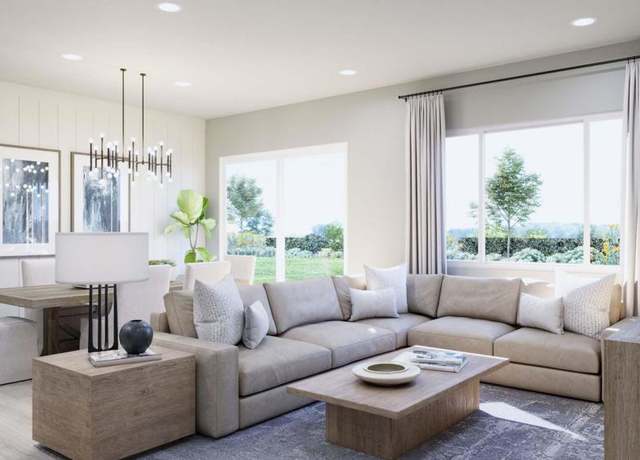 Property at 1719 Avenida Tealing #2, Chula Vista, CA 91913, 3 beds, 2 baths
