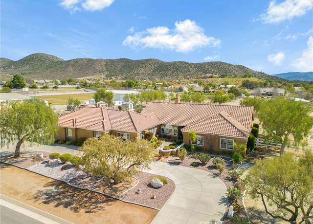 Property at 9854 Bald Mountain Ct, Agua Dulce, CA 91390, 4 beds, 3 baths