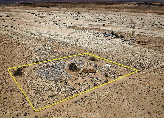 Property at 46275 Palma Vista Rd, Newberry Springs, CA 92365, 2 beds, 1 bath
