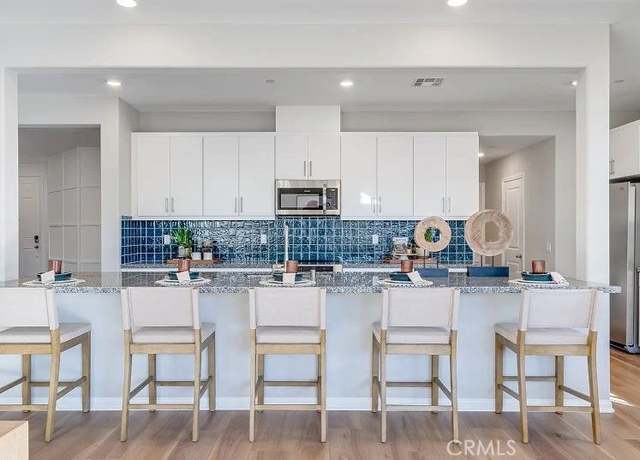 Property at 14126 Columbia St, Hesperia, CA 92345, 6 beds, 3.5 baths