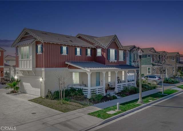 Property at 282 Hydrangea St, Fillmore, CA 93015, 4 beds, 2.5 baths