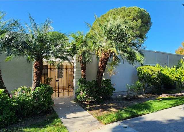 Property at 2093 Ronda Granada Unit C, Laguna Woods, CA 92637, 2 beds, 2 baths