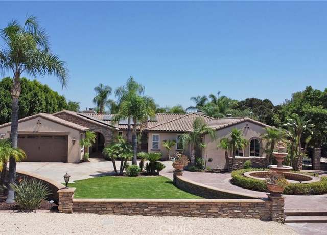 Property at 17832 Canyonwood Dr, Riverside, CA 92504, 4 beds, 3.5 baths