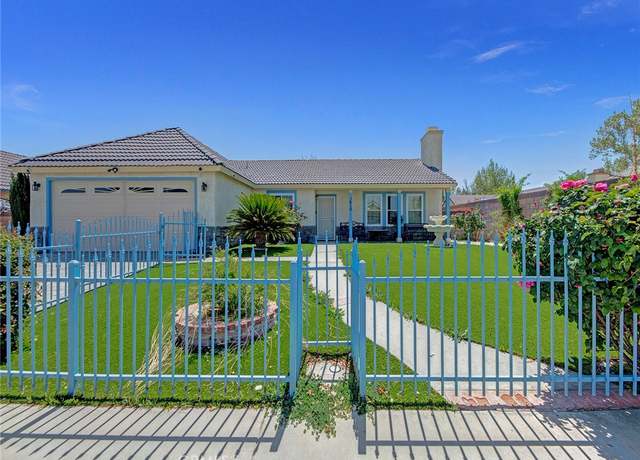 Property at 1610 W Newgrove St, Lancaster, CA 93534, 3 beds, 2 baths