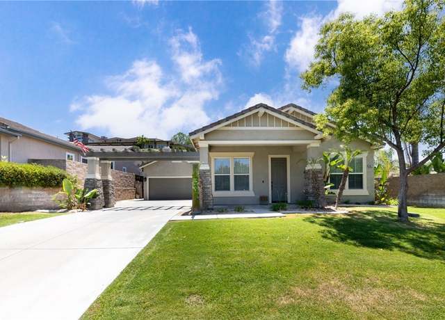 Property at 34177 Pinehurst Dr, Yucaipa, CA 92399, 3 beds, 2.5 baths