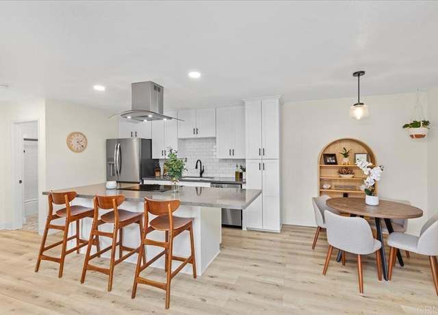 Property at 1740 S El Camino Real #101, Encinitas, CA 92024, 2 beds, 2 baths