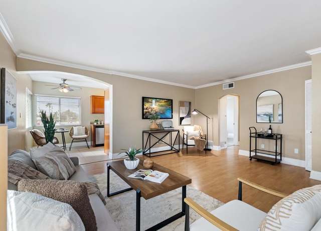 Property at 1361 Felspar St #7, Pacific Beach (san Diego), CA 92109, 2 beds, 2 baths