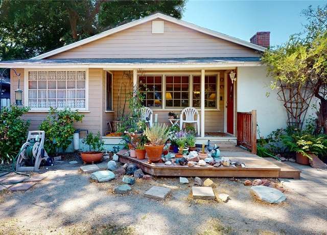 Property at 22542 Burbank Blvd, Woodland Hills, CA 91367, 4 beds, 2 baths