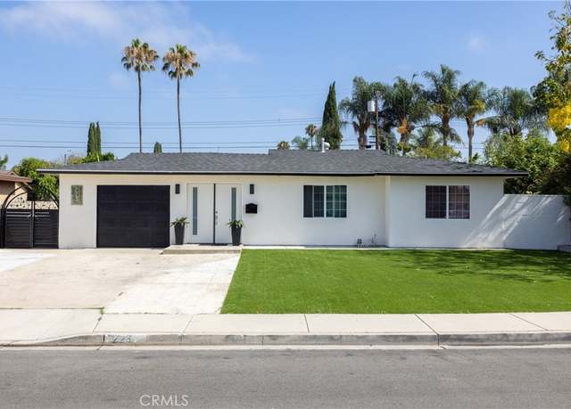 Property at 223 W Simmons Ave, Anaheim, CA 92802, 3 beds, 2.5 baths