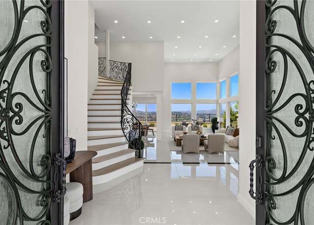 Property at 7 Sierra Vis, Laguna Niguel, CA 92677, 4 beds, 4.5 baths