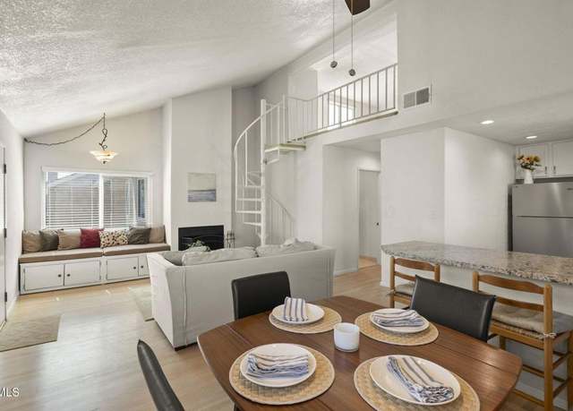 Property at 5125 W Wooley Rd #5, Oxnard, CA 93035, 2 beds, 2 baths