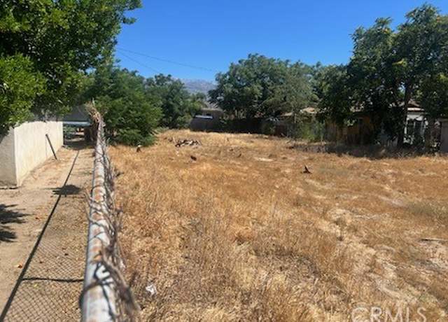 Property at 433 E Livingston, Banning, CA 92220
