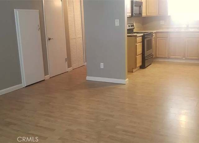 Property at 609 Taylor St #14, Bakersfield, CA 93309, 2 beds, 1.5 baths