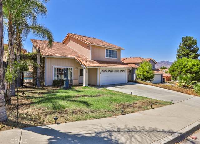 Property at 25981 Joanne Dr, Hemet, CA 92544, 4 beds, 2.5 baths