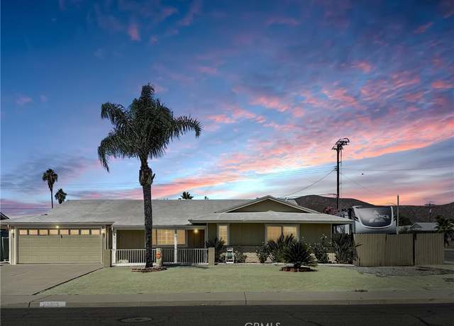 Property at 28613 W Worcester Rd, Menifee, CA 92586, 2 beds, 2 baths