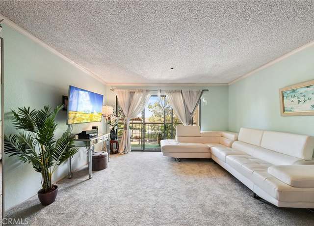 Property at 13601 Del Monte Dr #73, Seal Beach, CA 90740, 2 beds, 2 baths