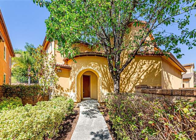 Property at 27273 Baviera Way, Valencia, CA 91381, 3 beds, 3 baths