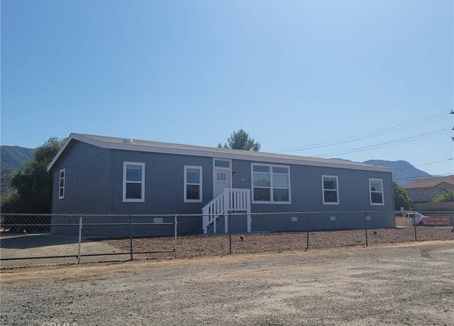 Property at 32700 Corydon Rd, Wildomar, CA 92595, 4 beds, 2 baths