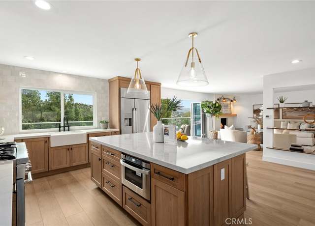 Property at 12402 Vista Panorama, North Tustin, CA 92705, 6 beds, 4.5 baths