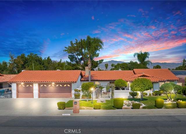 Property at 43154 Acacia Ave, Hemet, CA 92544, 4 beds, 3 baths