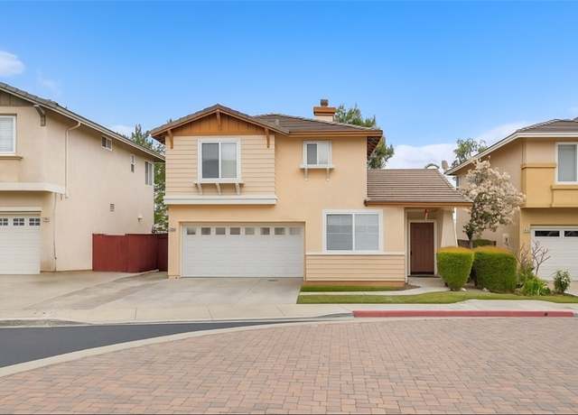 Property at 2216 Jeans Ct, Signal Hill, CA 90755, 3 beds, 3 baths