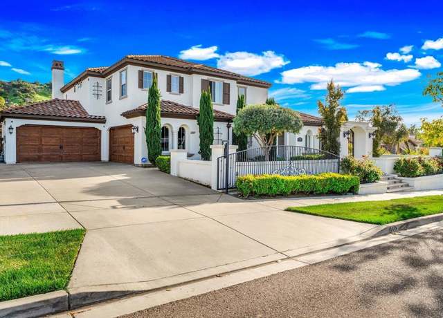 Property at 2010 Corte Belmarina, Chula Vista, CA 91914, 6 beds, 4.5 baths