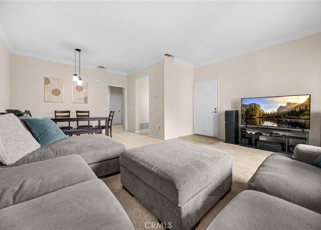 Property at 777 S Citrus Ave #221, Azusa, CA 91702, 2 beds, 1 bath
