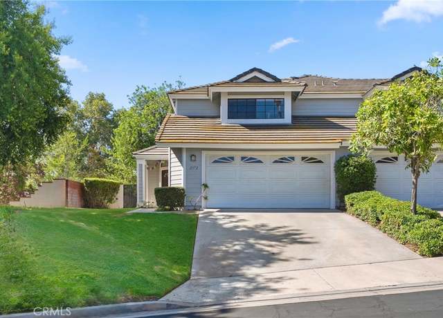 Property at 2172 Falcon Crest Dr, Riverside, CA 92506, 2 beds, 2.5 baths