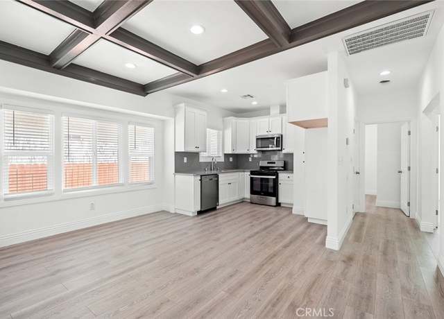 Property at 528 W 43rd St, Los Angeles, CA 90037, 6 beds, 4 baths