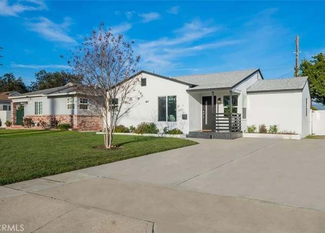 Property at 1484 N Clybourn Ave, Burbank, CA 91505, 3 beds, 2 baths