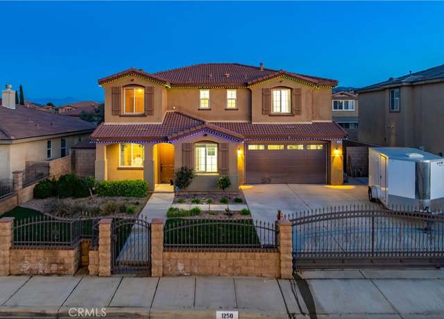 Property at 1250 Stanfill Rd, Palmdale, CA 93551, 6 beds, 4 baths