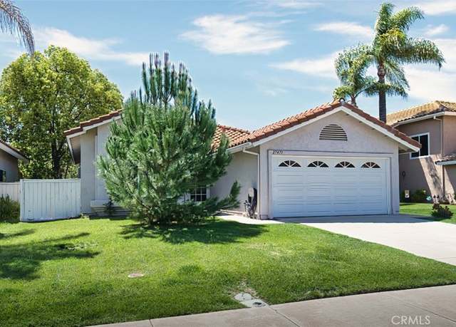 Property at 27471 Senna Ct, Temecula, CA 92591, 3 beds, 2 baths