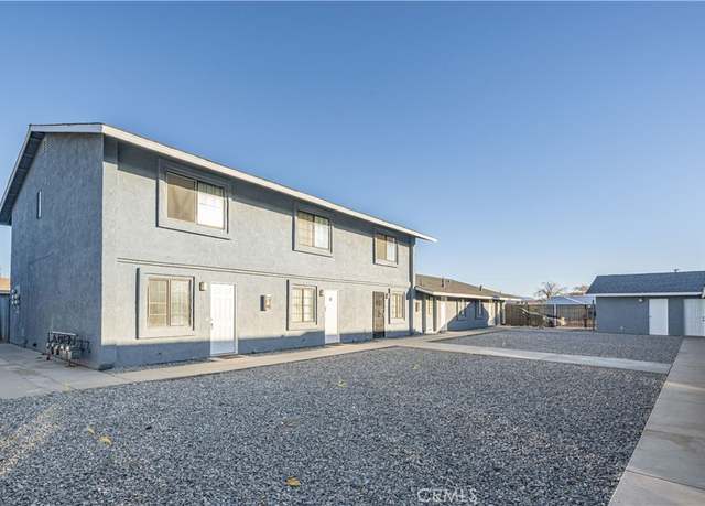 Property at 13584 Yakima Rd, Apple Valley, CA 92308, 22 beds, 12.5 baths