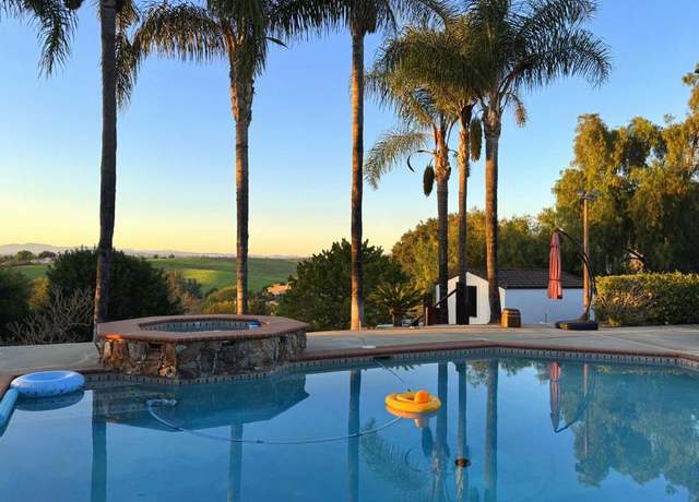 Property at 1650 Winterwarm Dr, Fallbrook, CA 92028, 3 beds, 3 baths