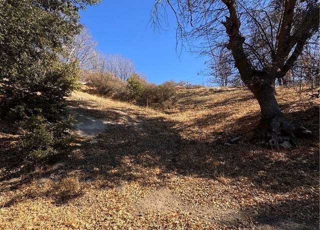Property at 29685 Hickory Dr, Cedar Glen, CA 92321