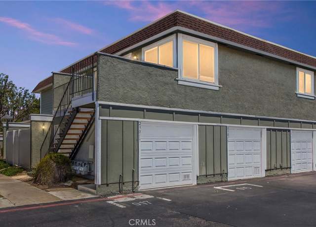 Property at 23017 Via Pimiento, Mission Viejo, CA 92691, 2 beds, 1.5 baths